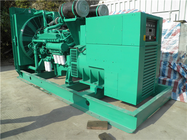 魏县出租发电机 发电机组厂家：柴油发电机组的控制屏的作用是什么？