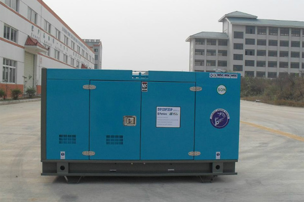 魏县发电机租赁如何正确安装空气滤清器？