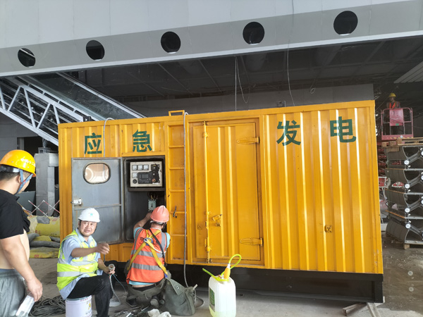 魏县怎样判断空气滤清器是否需要更换？